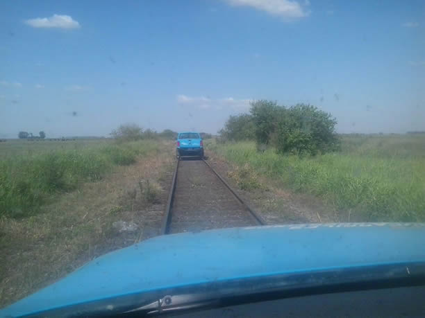 Equipo Bivial sistema FERROSOL, provisto para Operadora Ferroviaria, trocha 1676mm