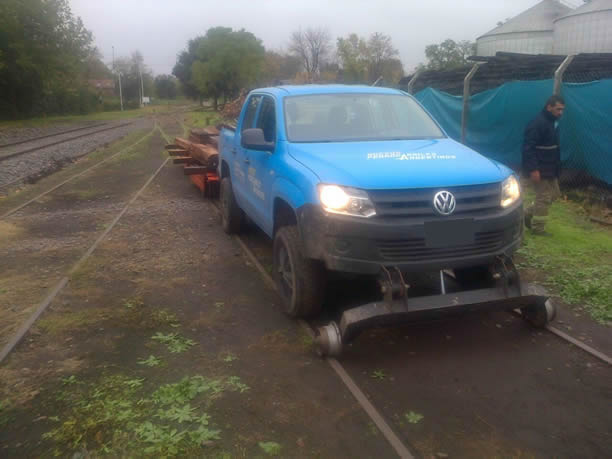 Equipo Bivial sistema FERROSOL, provisto para Operadora Ferroviaria, trocha 1676mm